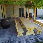 Hisa Na Hribu- A Peaceful Hilltop Escape Above River Kolpa Apartment Kostel