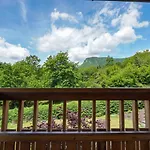 Hisa Na Hribu- A Peaceful Hilltop Escape Above River Kolpa Apartment