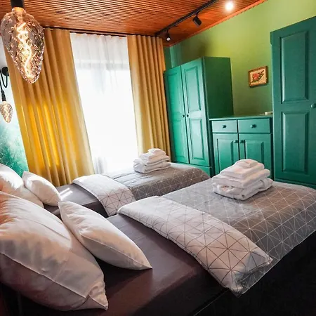 Hisa Na Hribu- A Peaceful Hilltop Escape Above River Kolpa