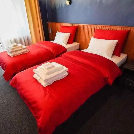 Apartma Hisa Na Hribu Kostel