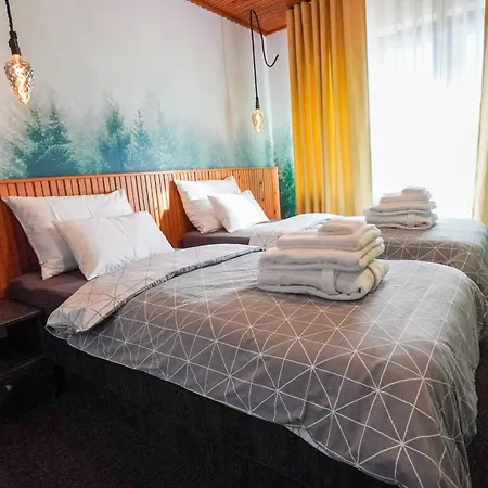 Apartma Hisa Na Hribu