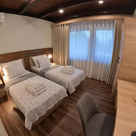 Hisa Na Hribu- A Peaceful Hilltop Escape Above River Kolpa