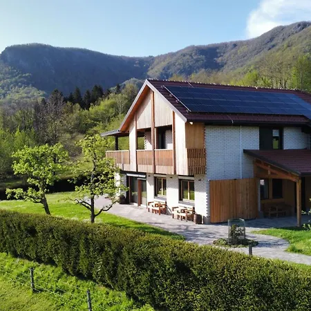 Hisa Na Hribu- A Peaceful Hilltop Escape Above River Kolpa Appartamento