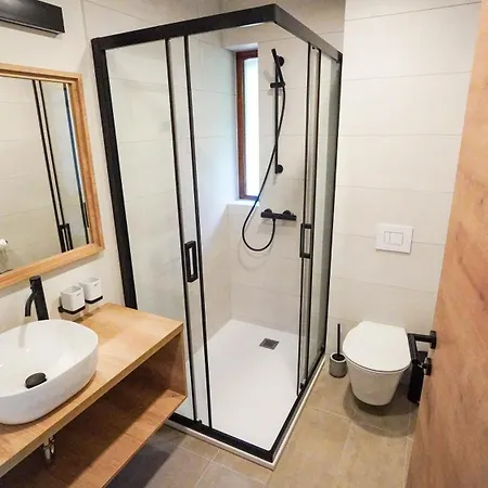 Hisa Na Hribu-apartments & Above River Kolpa Kostel