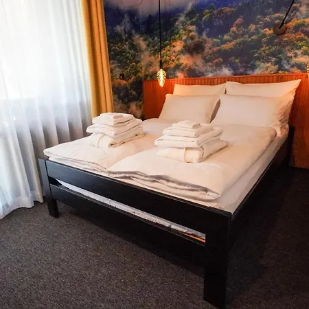 Hisa Na Hribu- A Peaceful Hilltop Escape Above River Kolpa *