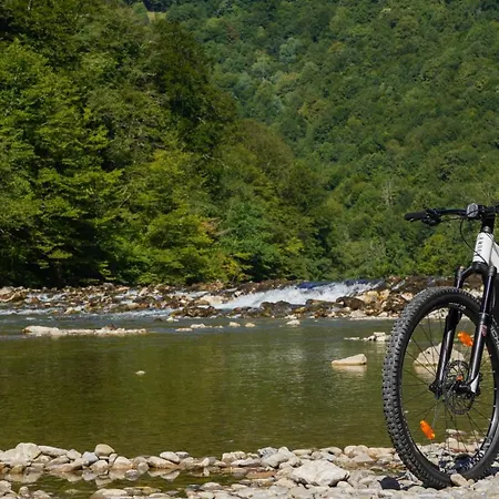 Hisa Na Hribu- A Peaceful Hilltop Escape Above River Kolpa *