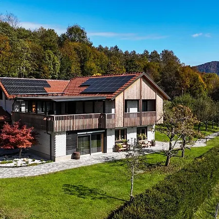 Hisa Na Hribu- A Peaceful Hilltop Escape Above River Kolpa *