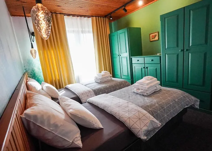 Hisa Na Hribu- A Peaceful Hilltop Escape Above River Kolpa