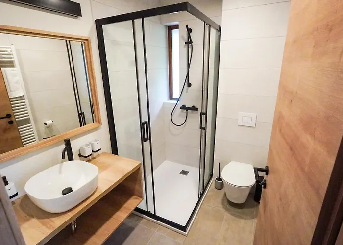 Hisa Na Hribu- A Peaceful Hilltop Escape Above River Kolpa Kostel