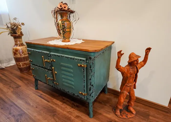 شقة Hisa Na Hribu- A Peaceful Hilltop Escape Above River Kolpa *