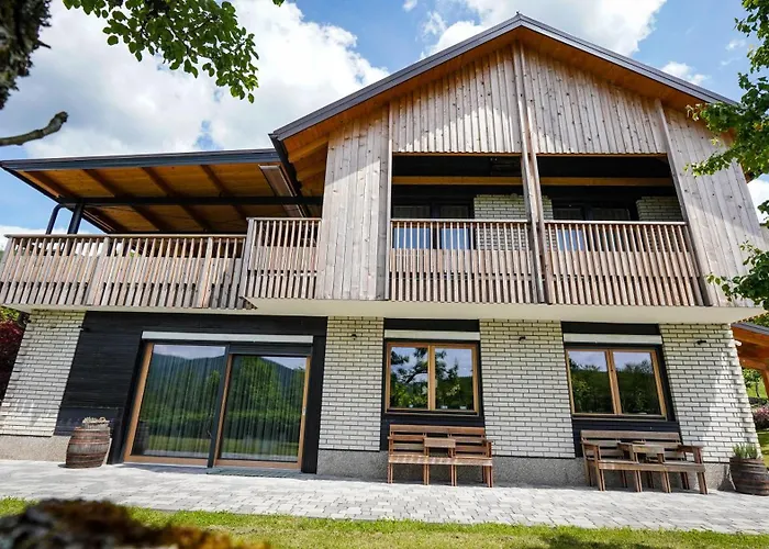 شقة Hisa Na Hribu- A Peaceful Hilltop Escape Above River Kolpa