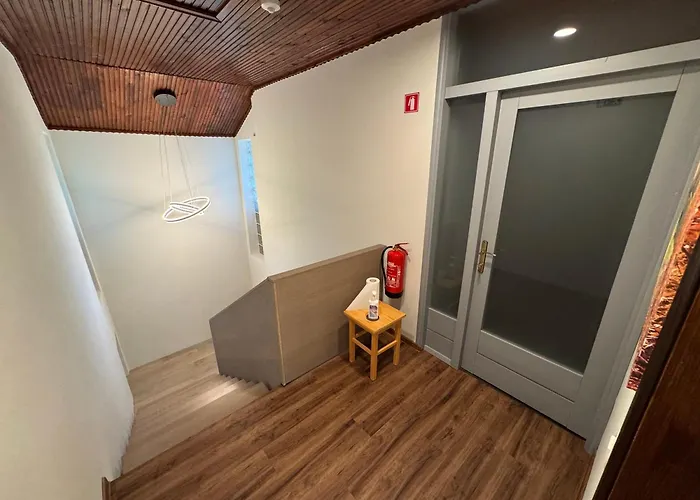 شقة Hisa Na Hribu- A Peaceful Hilltop Escape Above River Kolpa Kostel