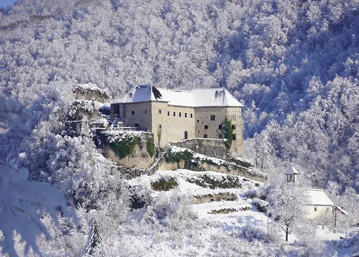 Hisa Na Hribu- A Peaceful Hilltop Escape Above River Kolpa شقة Kostel